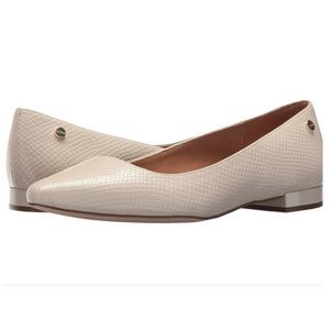 Calvin Klein Emerin Nude Flats EUC Sz 8.5